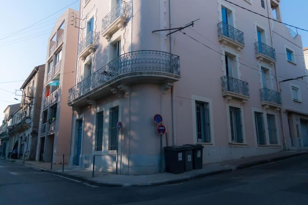 Emile Zola - Grand Appartement Proche Gare Et Polygone - Parking Gratuit- Béziers Eksteriør bilde
